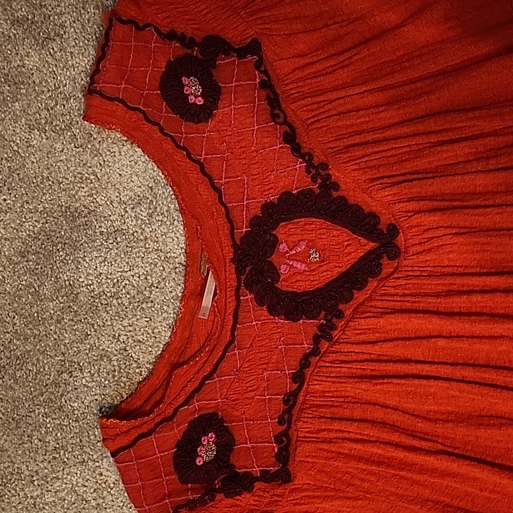 Top size Small - Picture 4 of 5